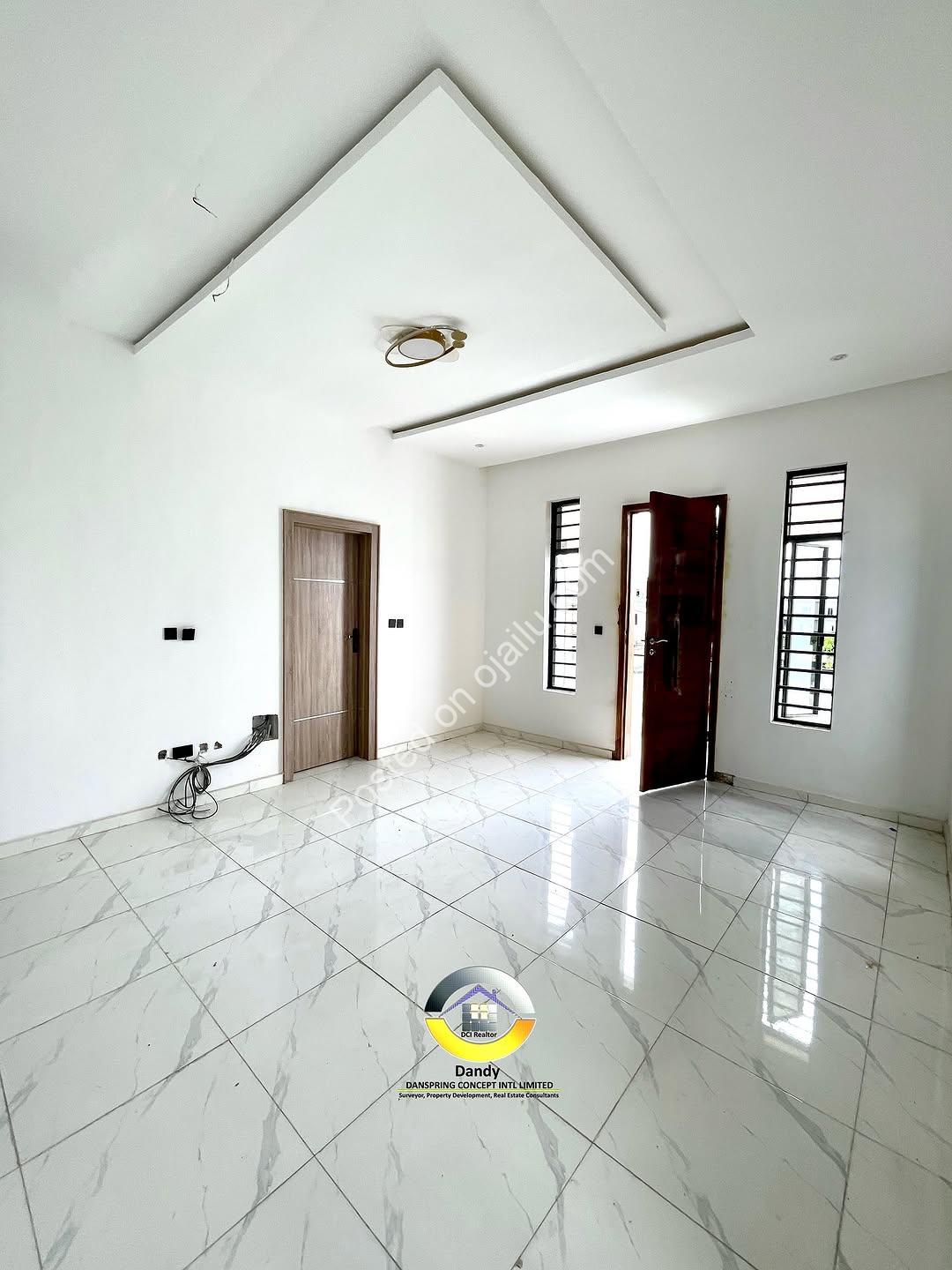 “5-Bed Smart Home with BQ in Sangotedo – N200M”