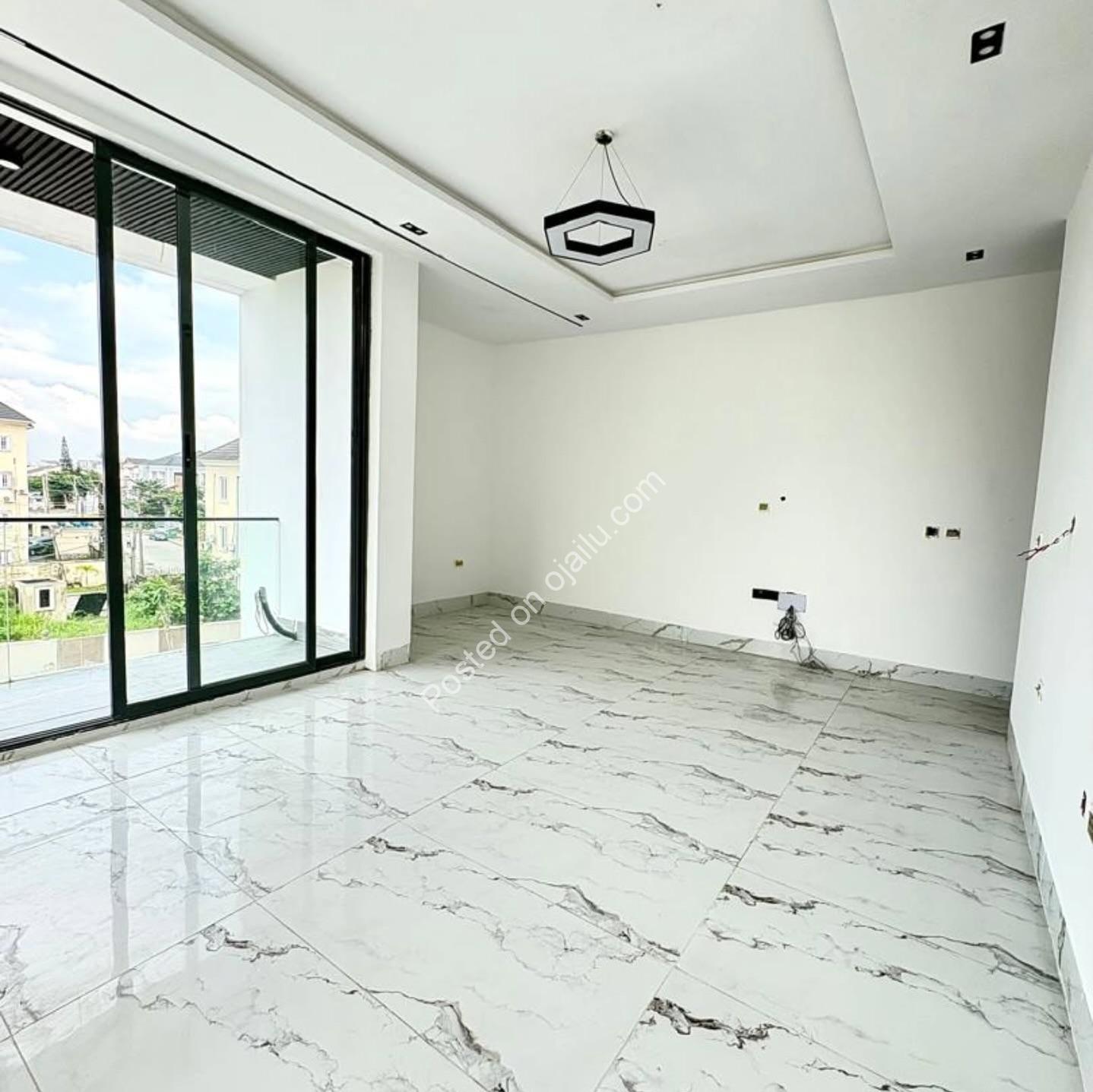 Ikoyi’s Finest: Cinema, Gym, Pool & 24hr Security