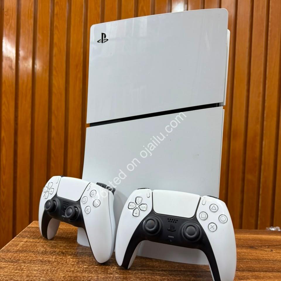 PS5 Slim Bundle: 6 Games + 2 Pads – N820,000!