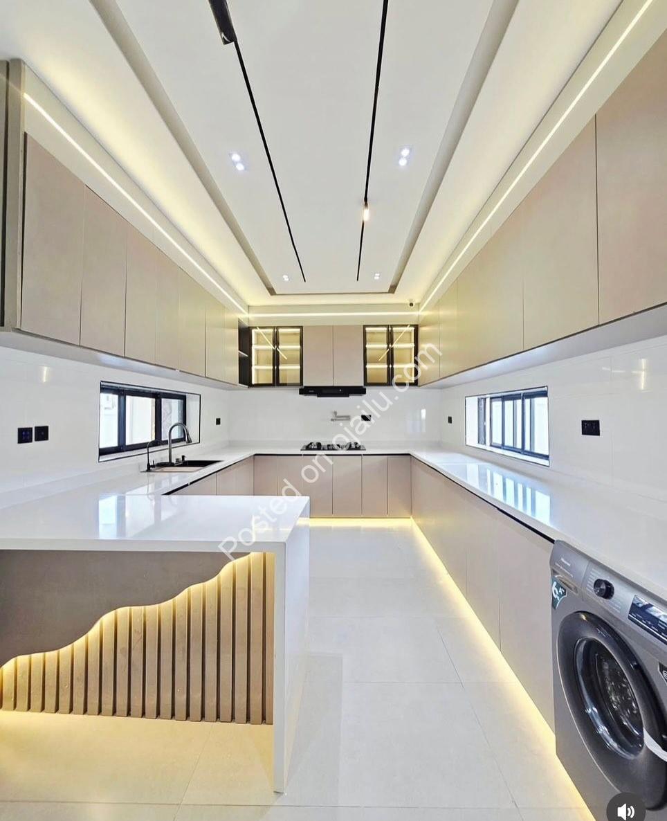 5-Bed Dream Duplex in Lekki Phase 1