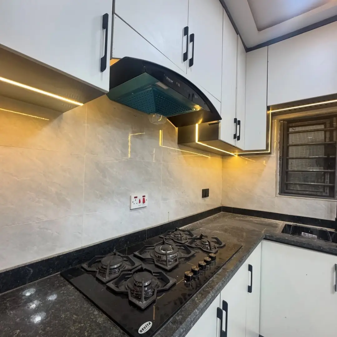 4BR Ensuite Bungalow with High-End Finishes