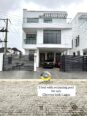 5-Bed Duplex with Pool & Rooftop in Chevron