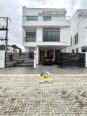 5-Bed Duplex with Pool & Rooftop in Chevron