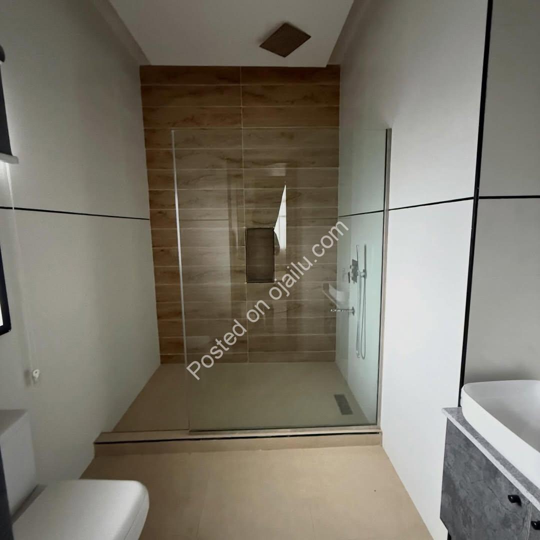 Stunning 3-Bed Guzape Apartment with Pool & Gym