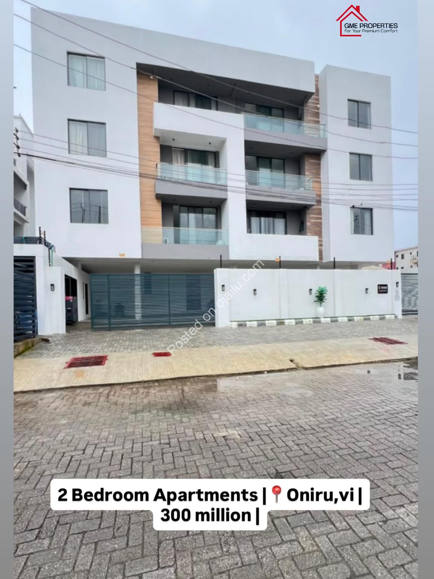 Ensuite Splendor: 2BR Oniru with Elevator