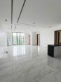 Ensuite Splendor: 2BR Oniru with Elevator