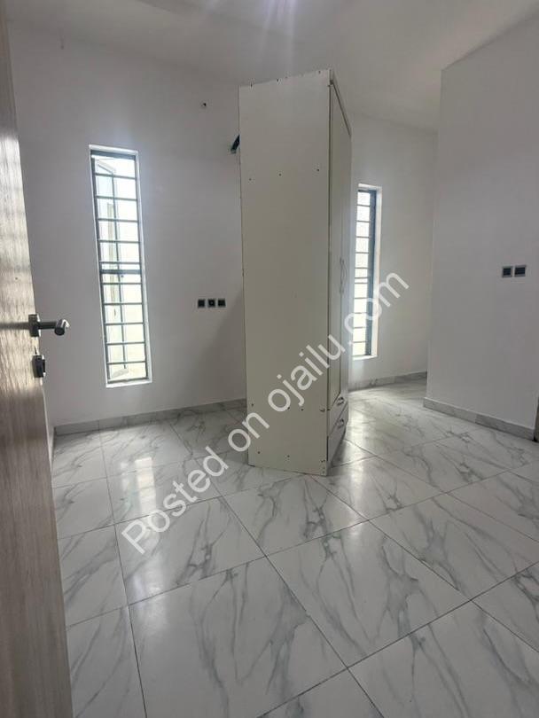 Alone in Ikota GRA: 4-Bed Powerhouse