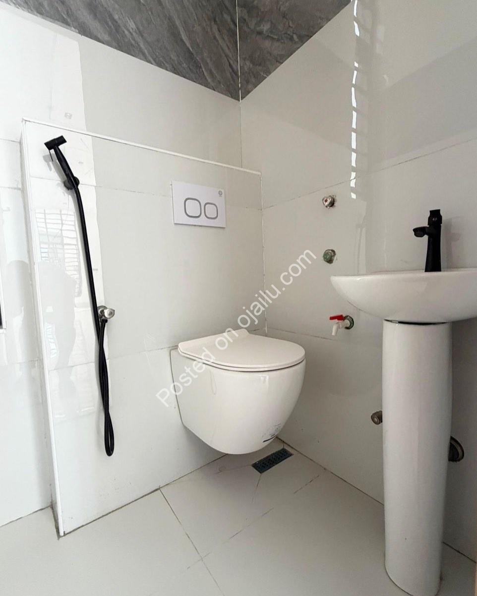 Sophisticated 2BR Penthouse, Chevron Lekki – ₦120M