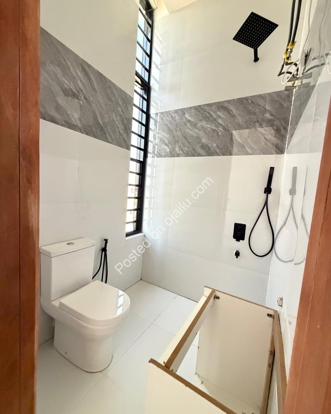Sophisticated 2BR Penthouse, Chevron Lekki – ₦120M