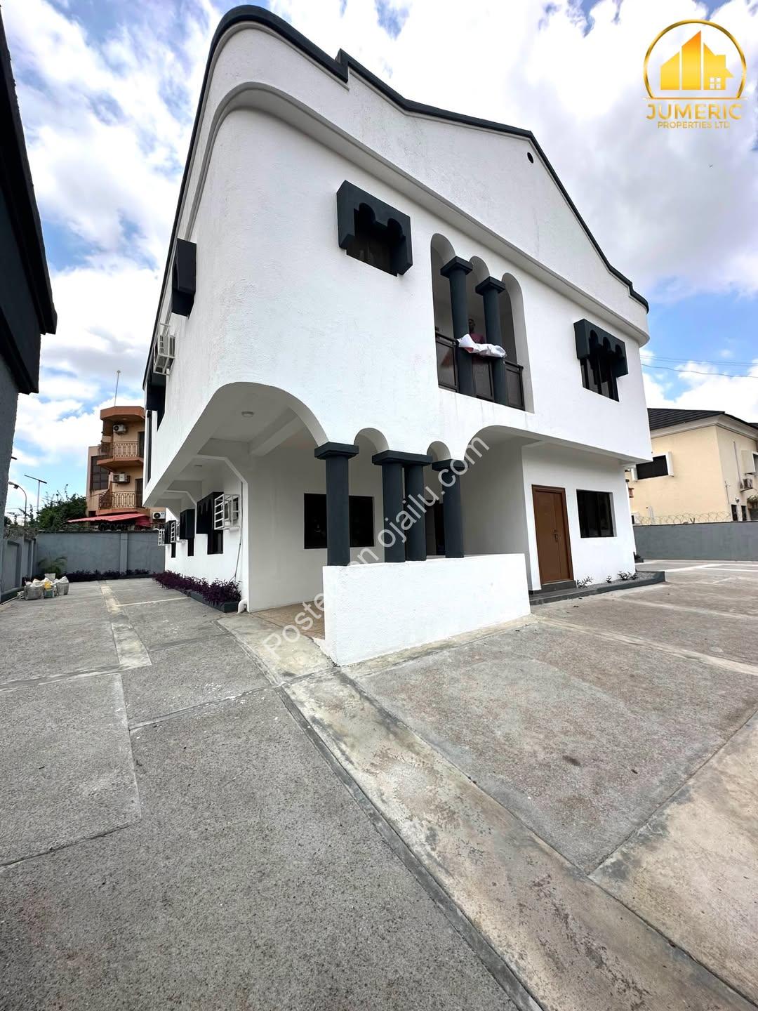 6-Bed Wuse Duplex: Serene & Secure, BQ Included