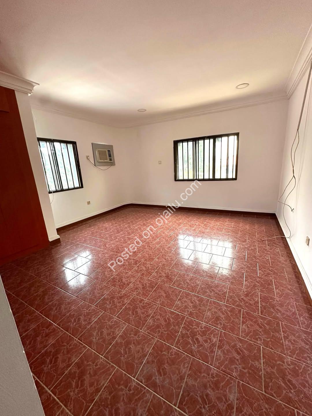 6-Bed Wuse Duplex: Serene & Secure, BQ Included