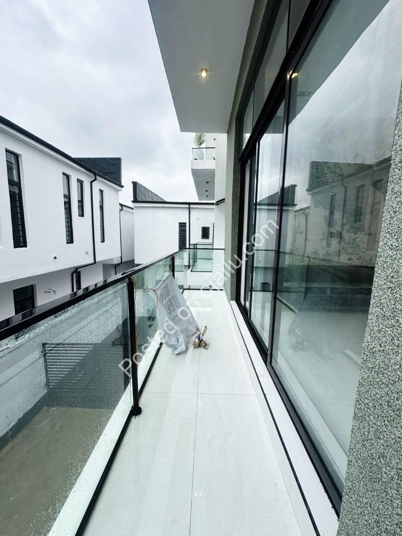 Brand New Ikota 4-Bed Duplex: ₦180M