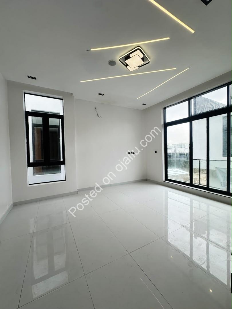 Brand New Ikota 4-Bed Duplex: ₦180M