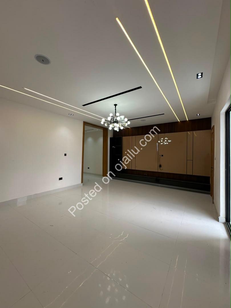 Lekki 4-Bed Terrace: All Ensuite + BQ for ₦280M