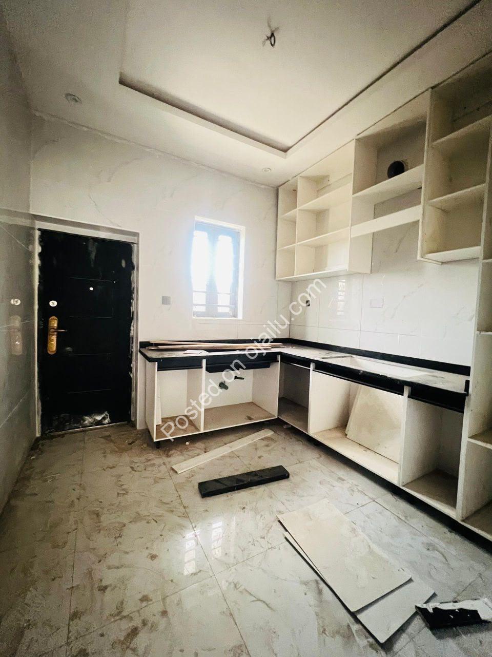 Ikeja GRA: 5-Bed + Pool in Prime Estate