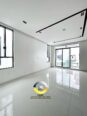 4-Bed Ensuite Duplex: Where Tech Meets Timeless Elegance