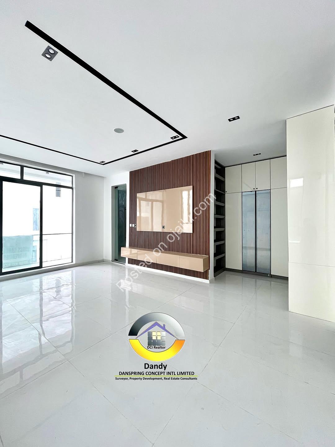 4-Bed Ensuite Duplex: Where Tech Meets Timeless Elegance
