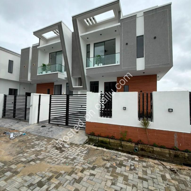 Ajah’s Finest: CofO & Jacuzzi Included