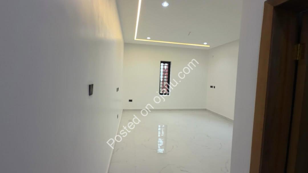 Sophisticated 4-Bed Duplex at Centenary City – ₦220M