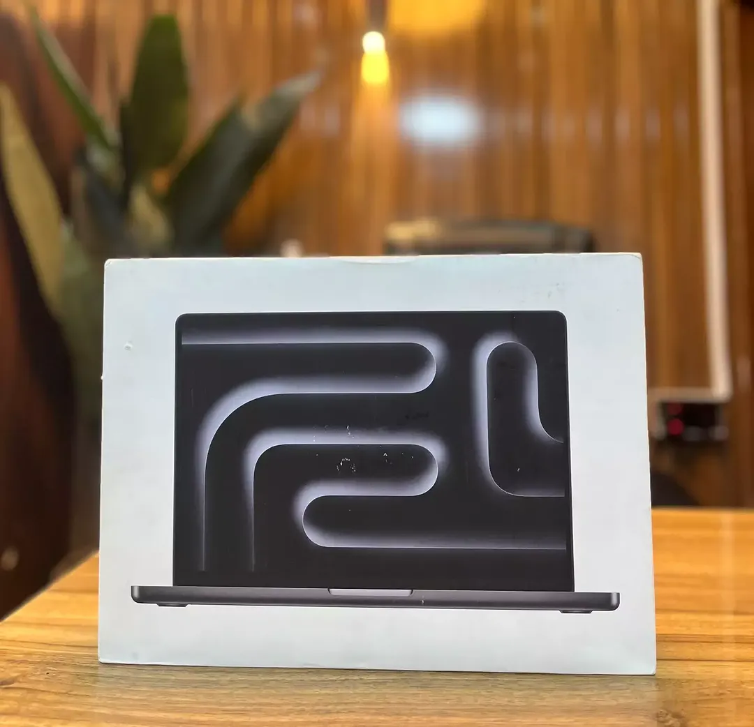 Unlock Power: Brand New M5chio 24/1TB 14”