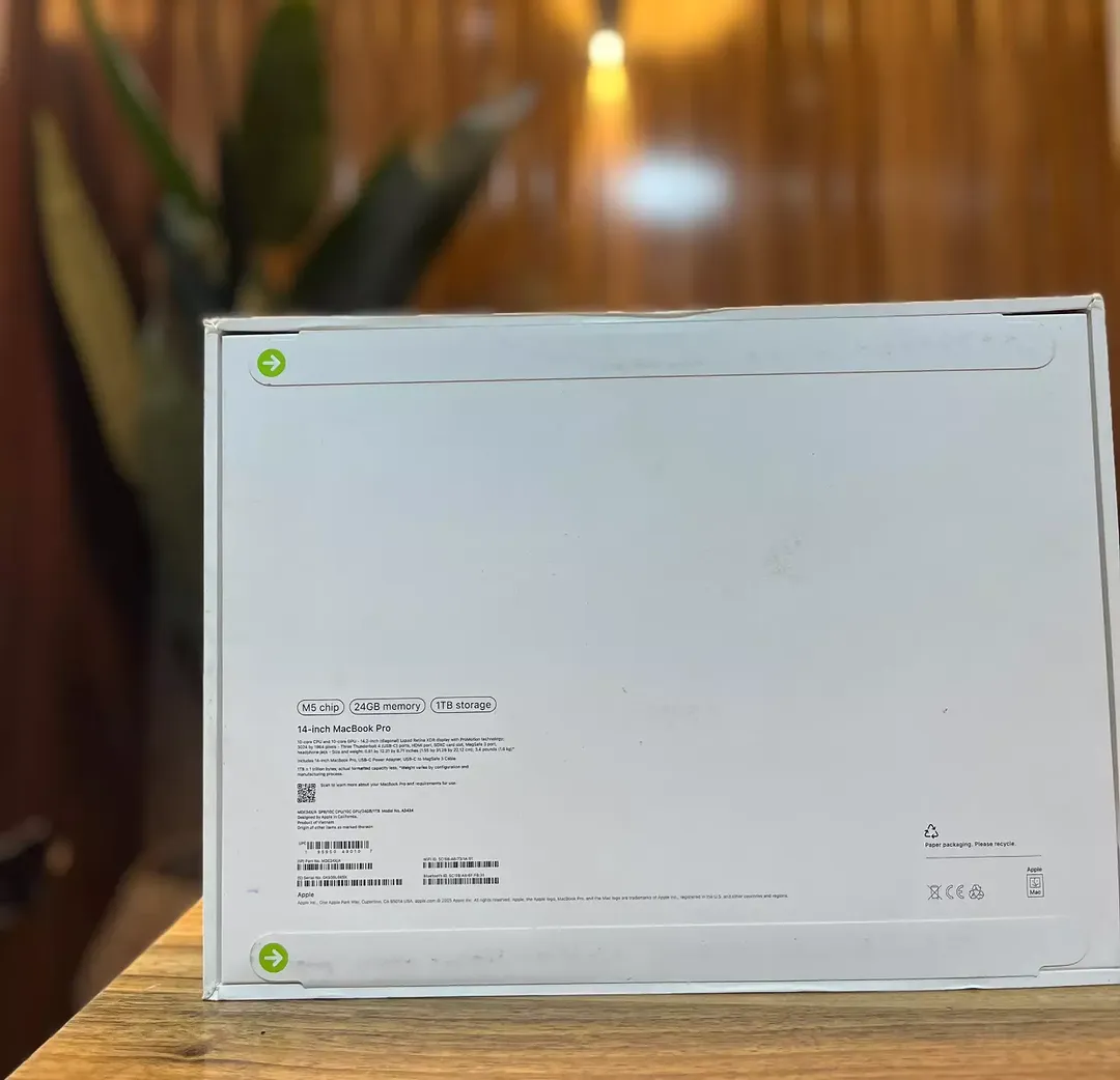 Unlock Power: Brand New M5chio 24/1TB 14”