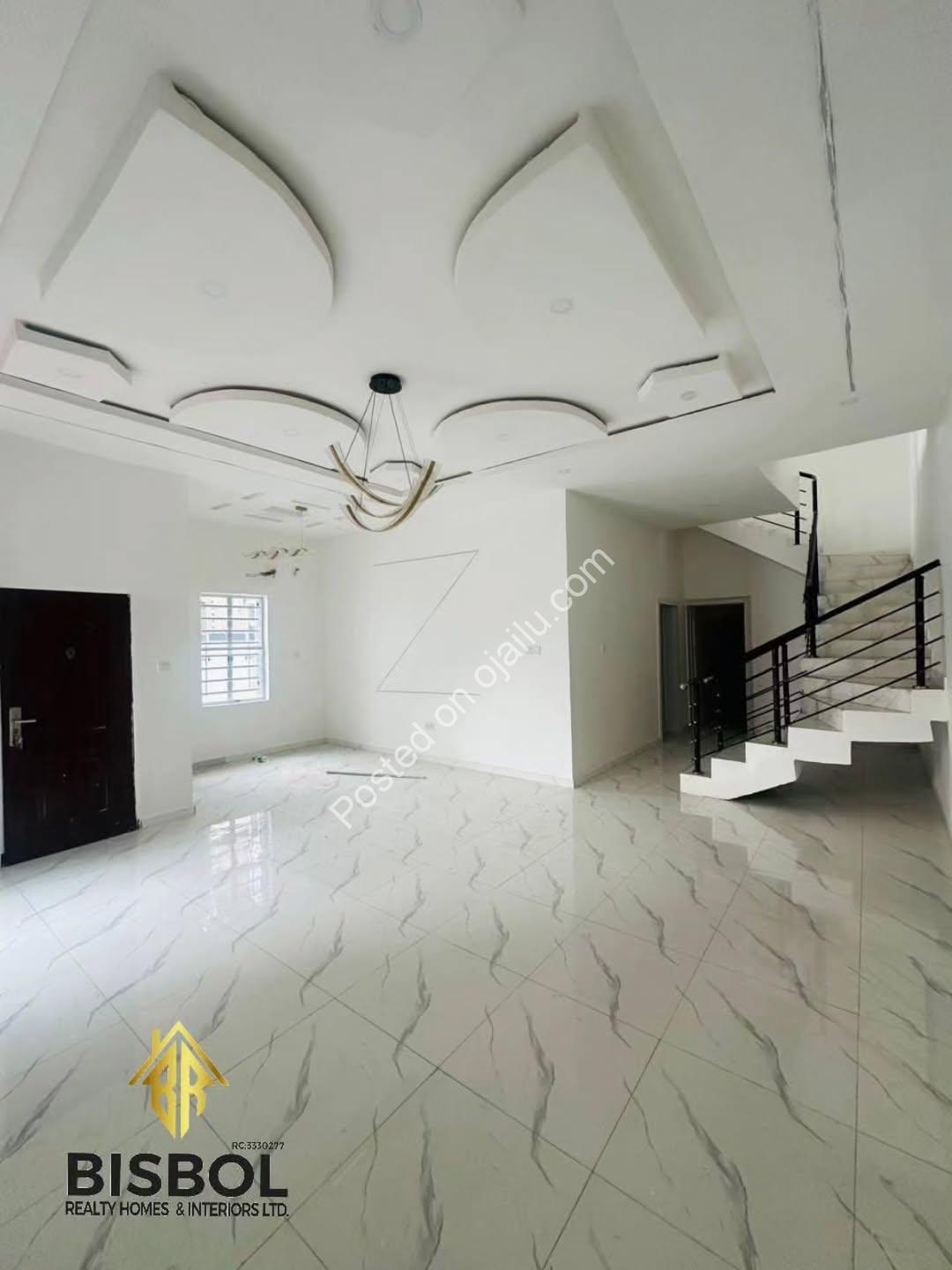 Move-in Ready! 4-Bed Semi-Detached Duplex, Ajah