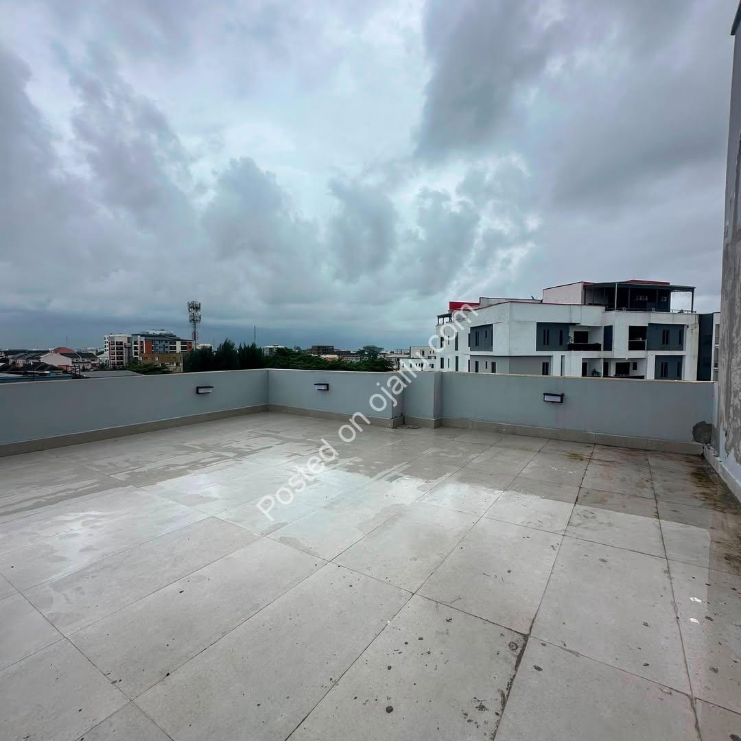 Brand New 2BR + BQ in Prime Lekki Phase 1