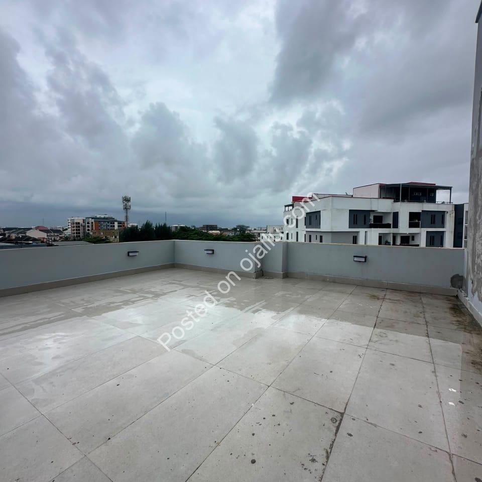 Brand New 2BR + BQ in Prime Lekki Phase 1