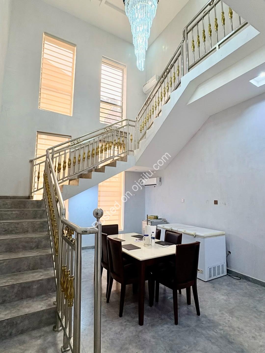Live the GRA Life: 3BR Duplex with Gym & Solar