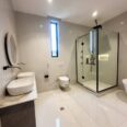 Soaring 5-Bed in VGC: Pool, Gym & Elevator