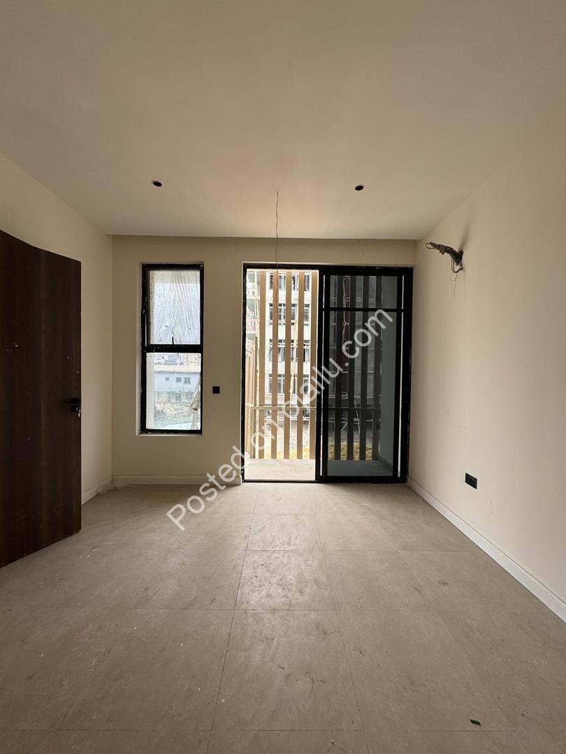 Modern 1 & 2-Bedrooms in Lekki Right – from ₦250M