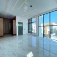 Refined 5-Bed Duplex with Pool in Chevron