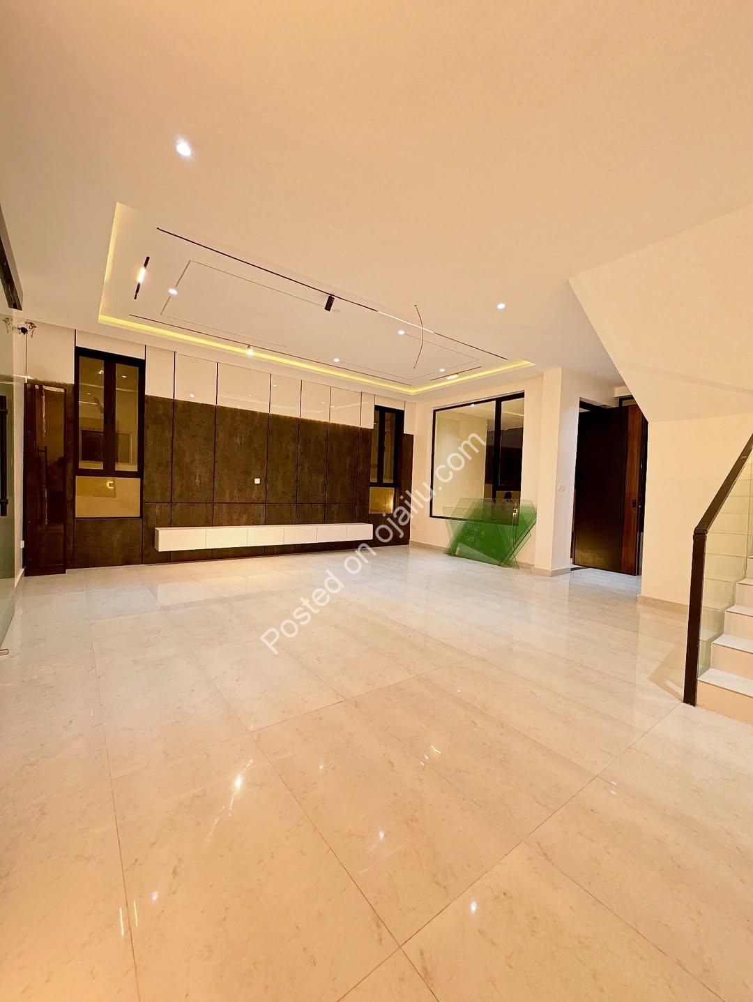 Brand New 5BR Duplex with Cinema & Gym