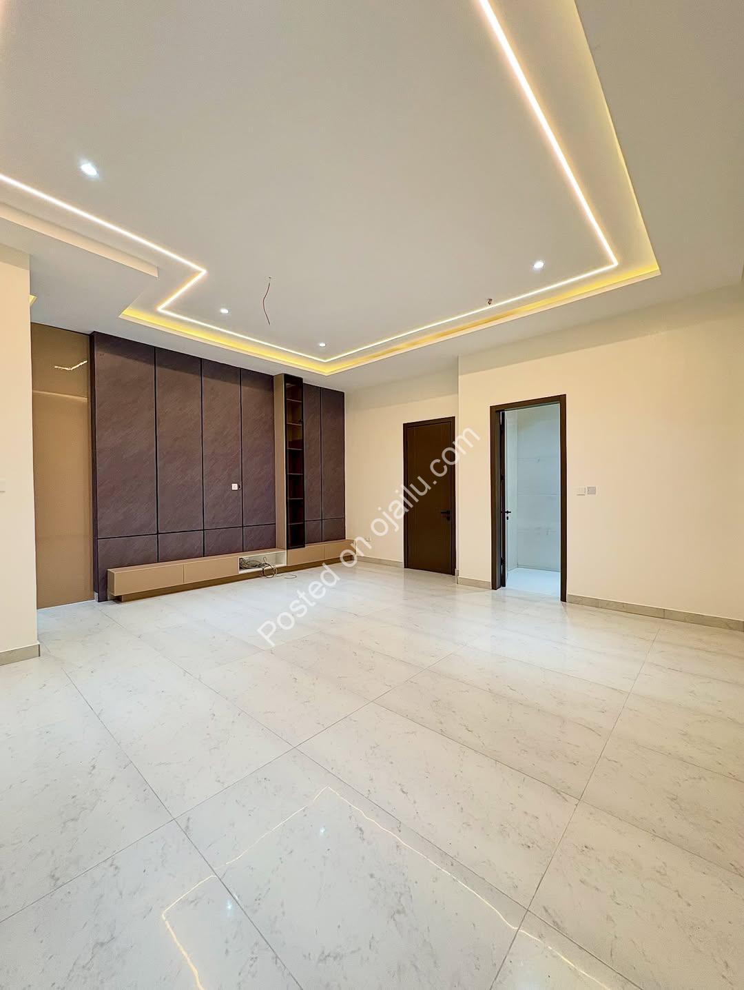 Brand New 5BR Duplex with Cinema & Gym