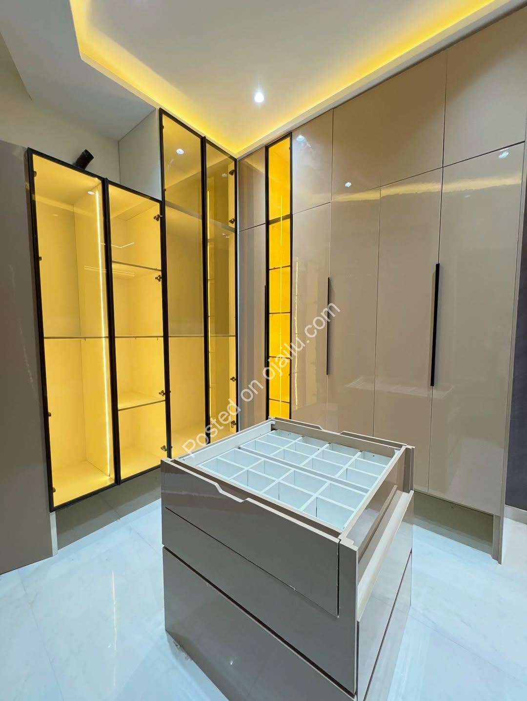 Brand New 5BR Duplex with Cinema & Gym
