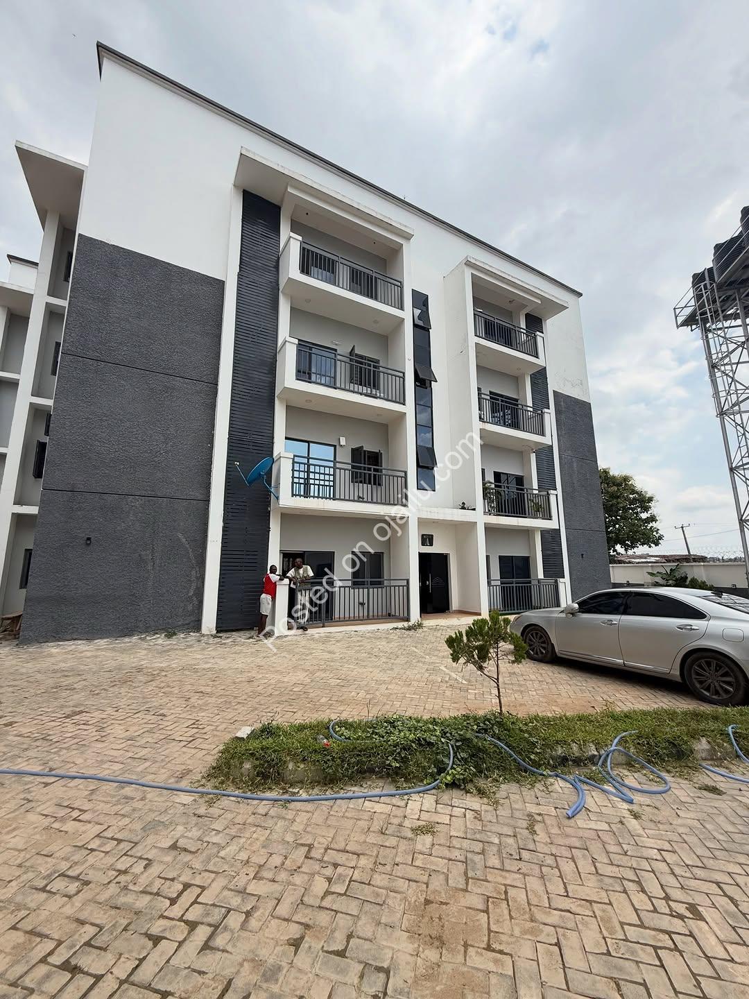 Modern Elegance in Jabi-Dakibiyu: 3-Bed + BQ