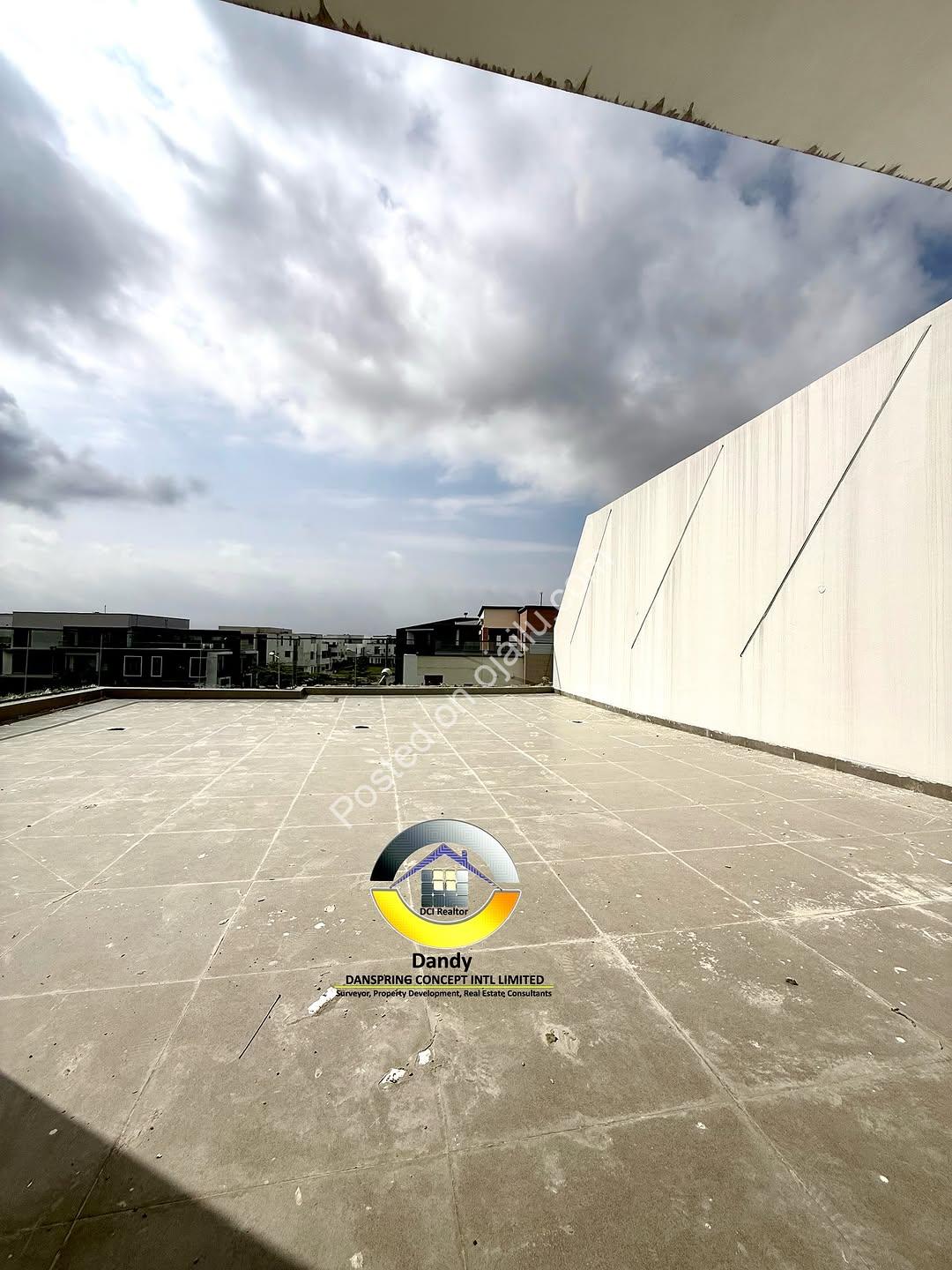 Elevator & Cinema: 5-Bed Lekki Duplex