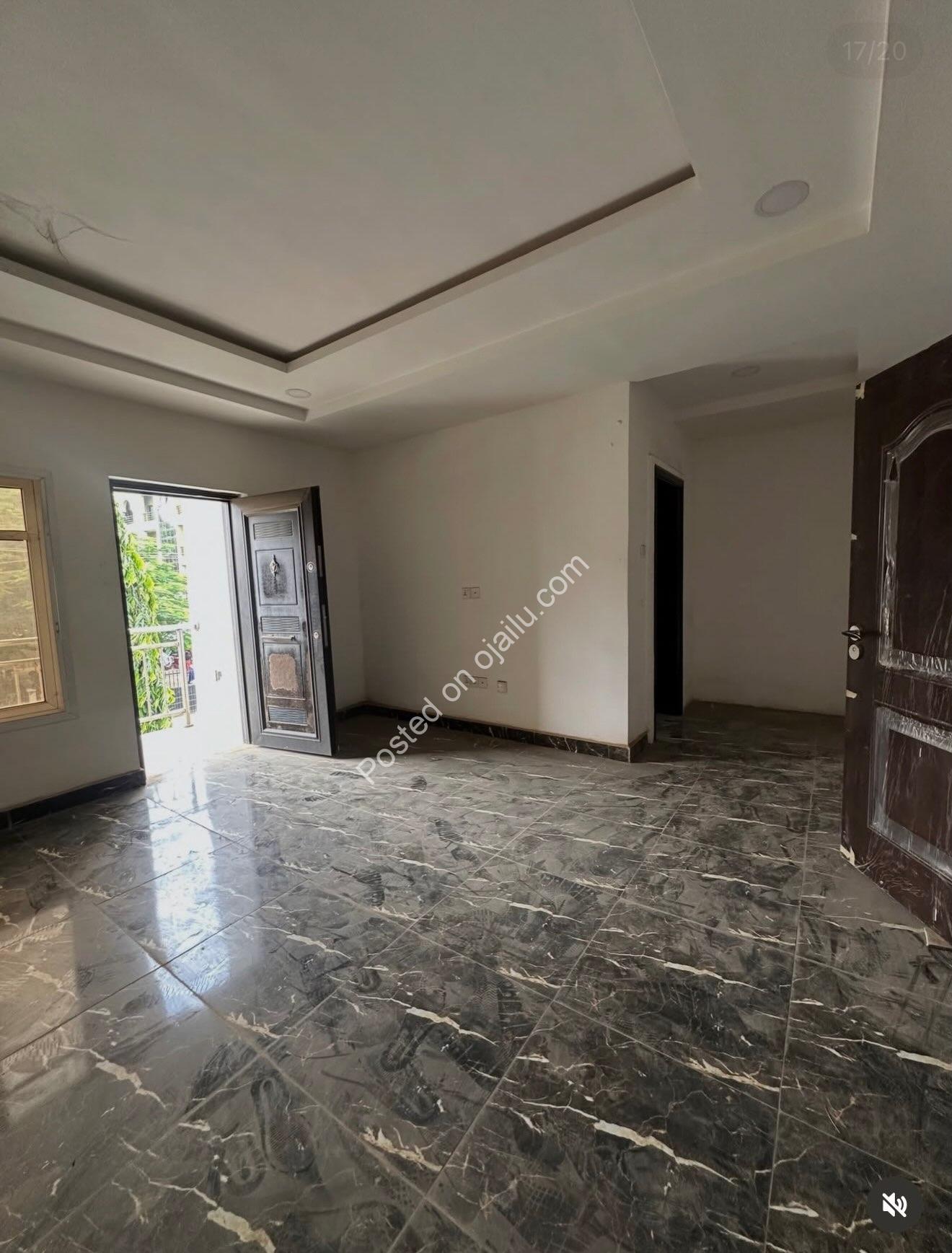 4-Bed Terrace Duplex with BQ in Prime Lifecamp