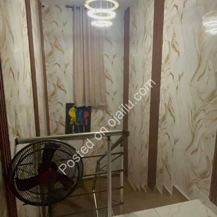 Distress Price: Prime 4-Bed Duplex in Orchid