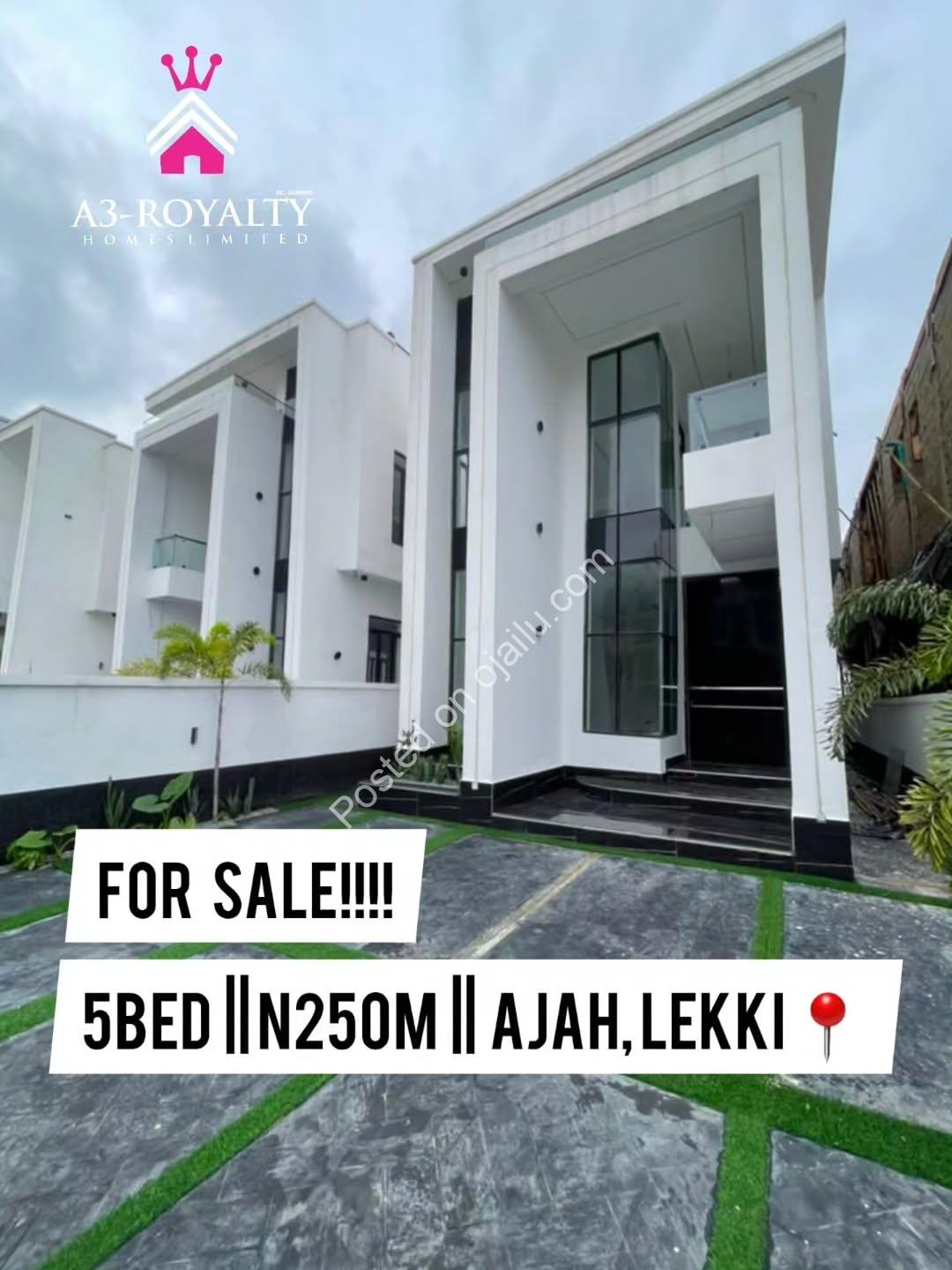 Move-In Ready: 5BR Duplex with Pool & Jacuzzi