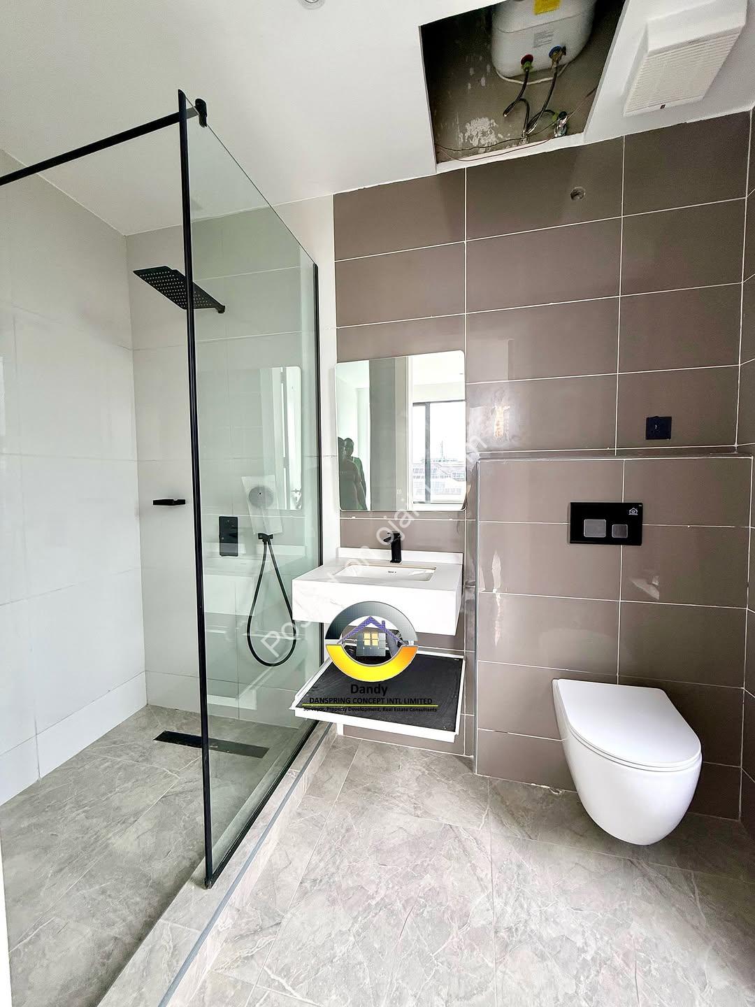 Brand New 2BR in Lekki Phase 1 – Elevator, Pool & Gym Included