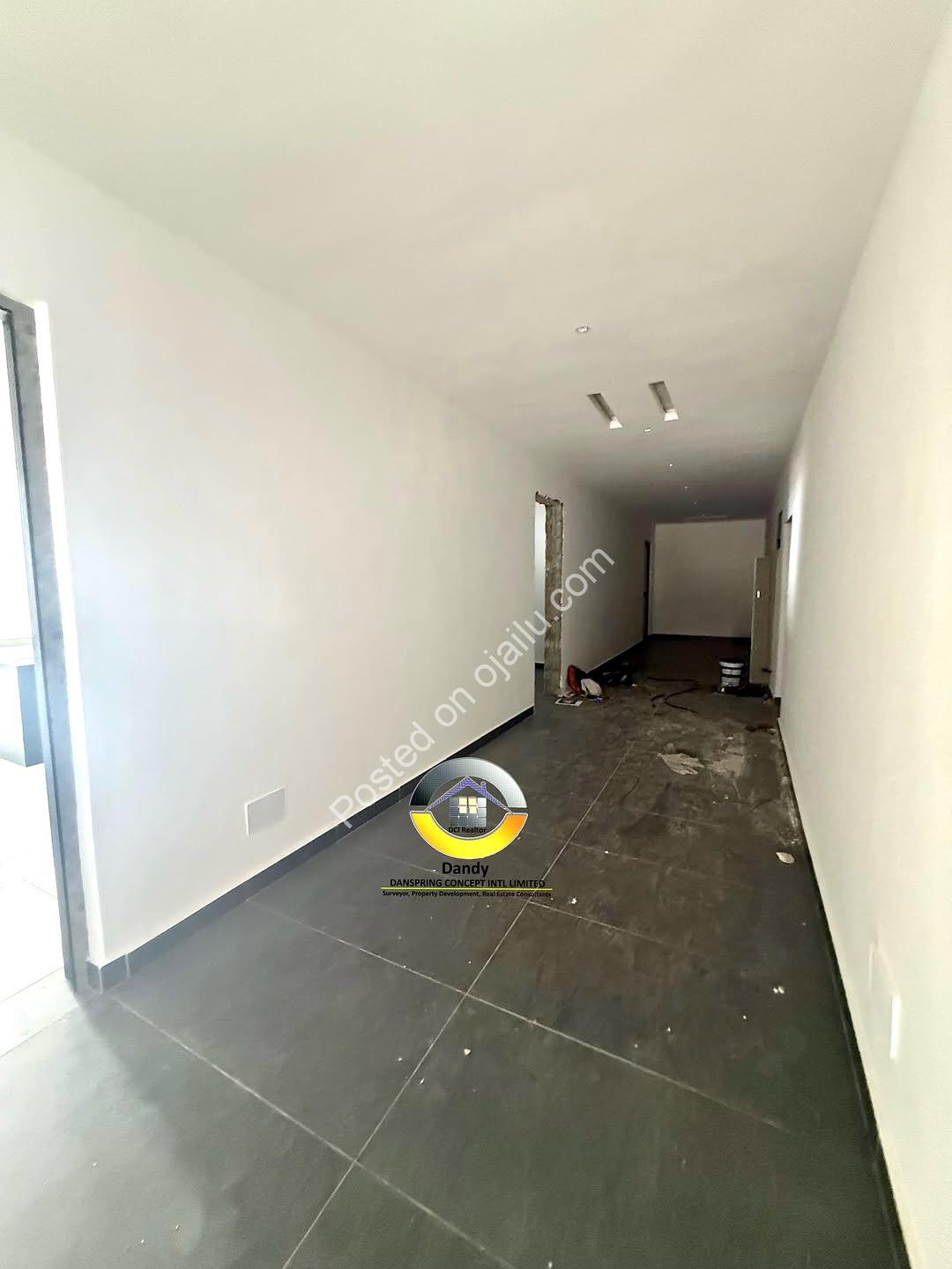 Brand New 2BR in Lekki Phase 1 – Elevator, Pool & Gym Included
