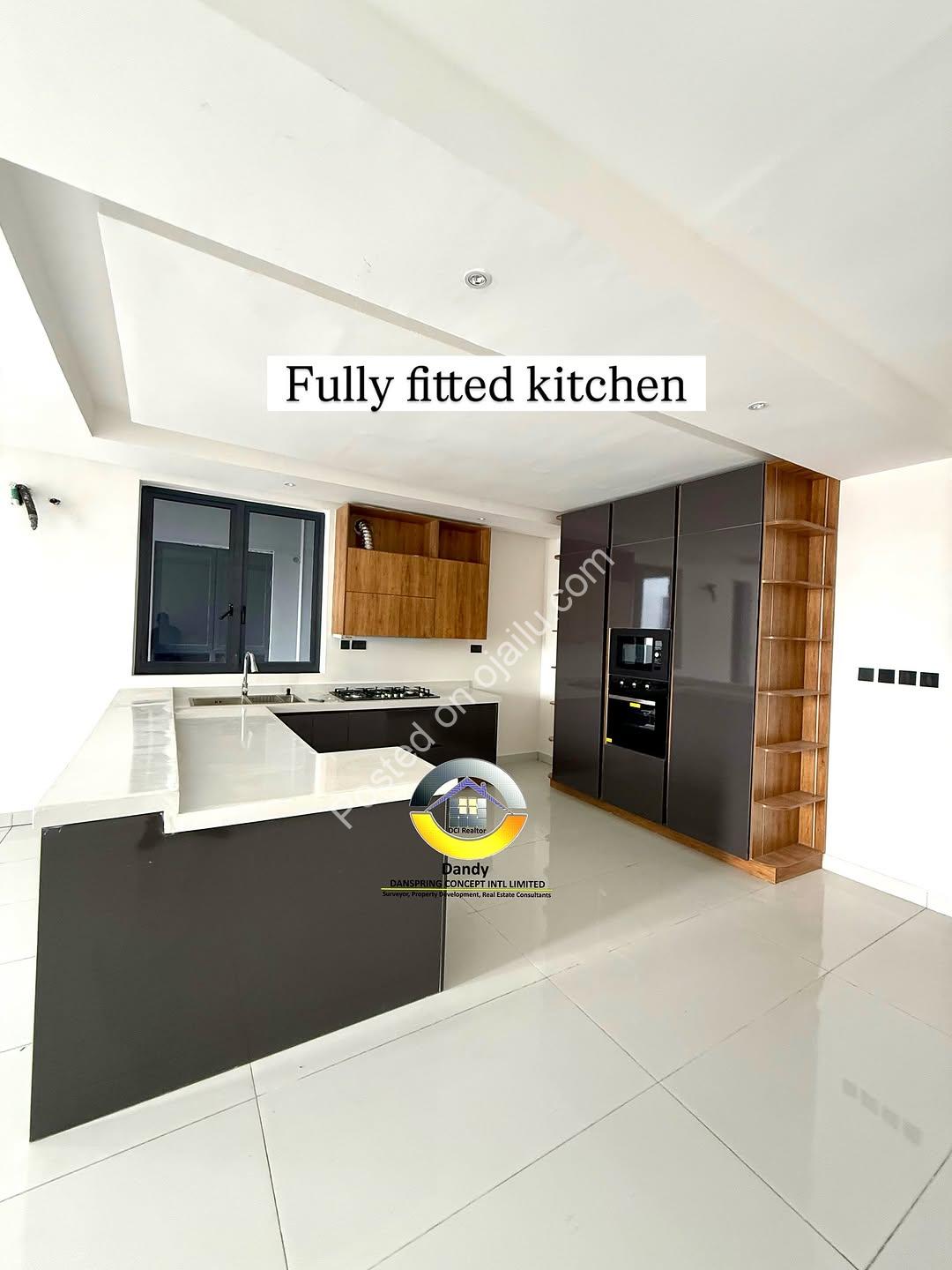 Brand New 2BR in Lekki Phase 1 – Elevator, Pool & Gym Included