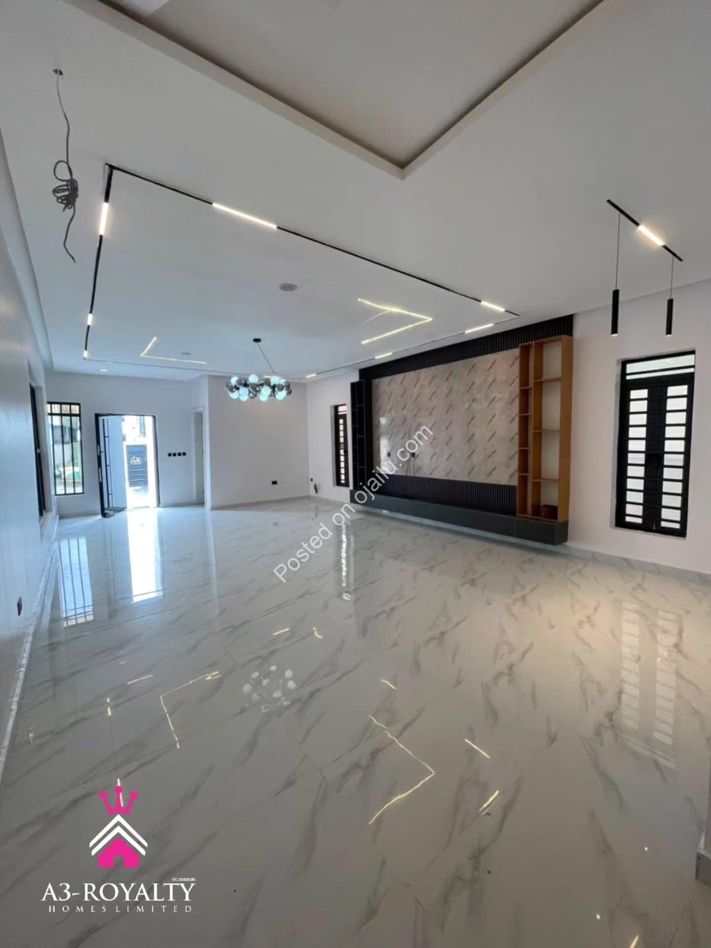 Move-In Ready: 5BR VGC Duplex with Pool & Jacuzzi