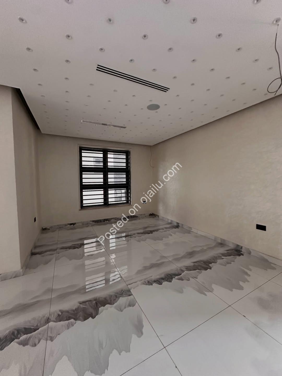 Asokoro New-Build: Smart 5BR with Pool & Lift
