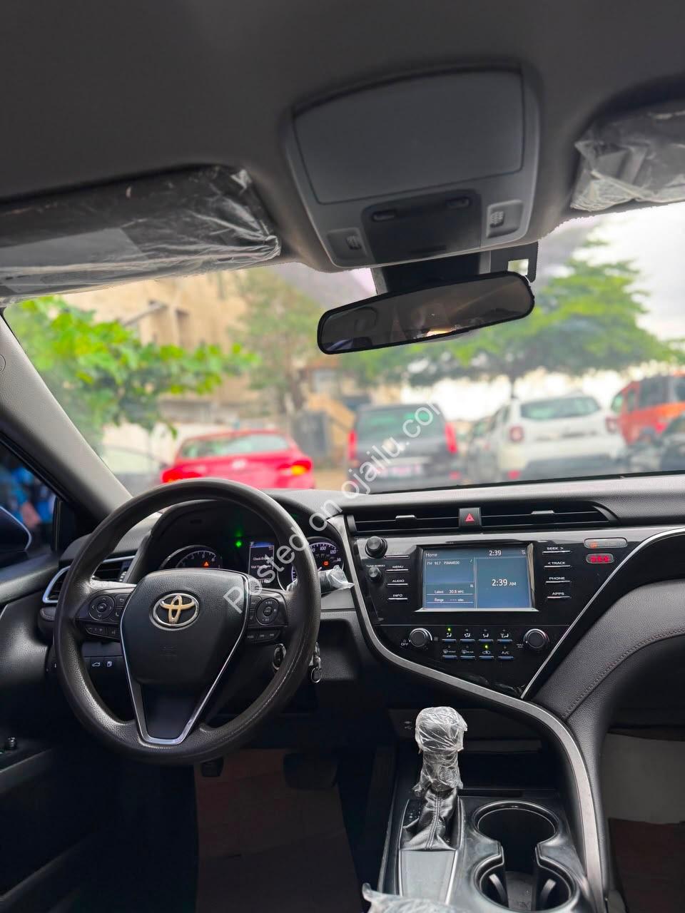 2018 Toyota Camry LE – Clean Foreign Used, Genuine Duty   LED, Alloy Wheels