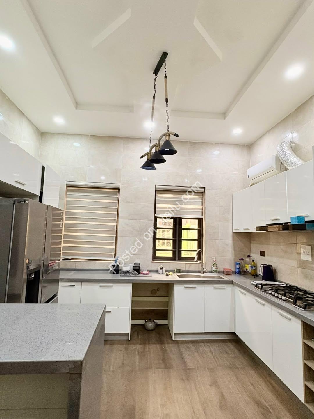 Live the GRA Life: 3BR Duplex with Gym & Solar