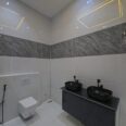 Sophisticated 4-Bed Terrace Duplex in Chevron
