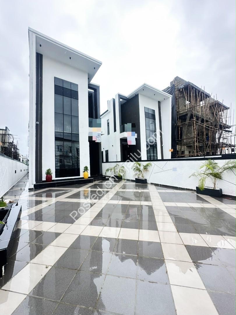 Ikota’s Finest: 5-Bed Duplex with Pool & BQ – ₦380m