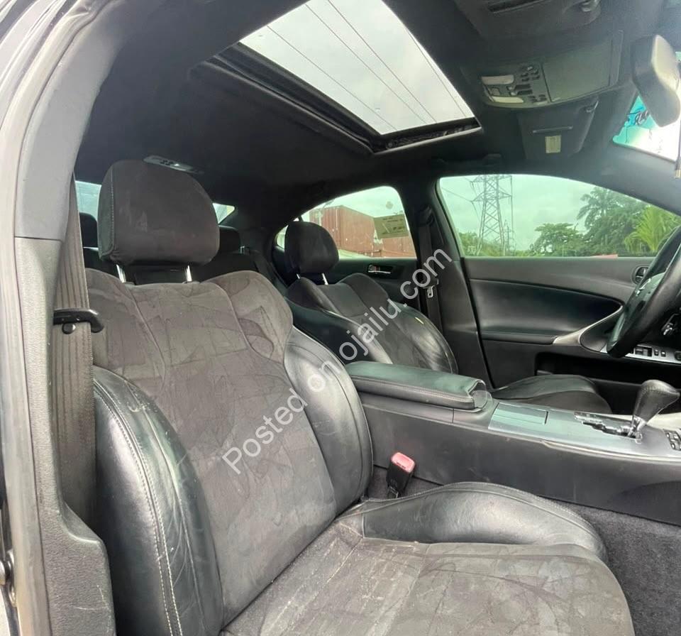 2010 Lexus IS250: Sport Luxury, Low Price!